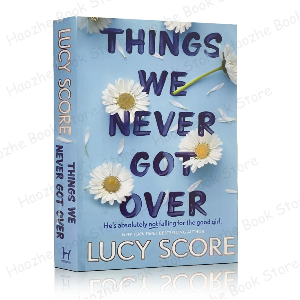 Things We Never Got Over by Lucy Score Small Town & Rural Romantic Ficition English Book Paperback