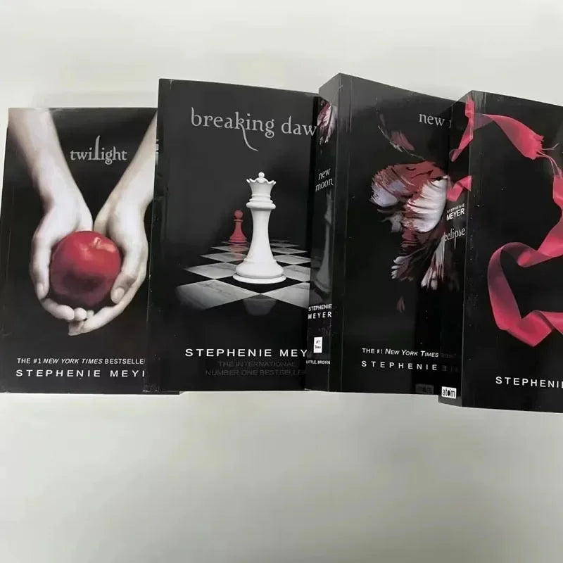 The Twilight Saga Volume 1-4 English Novels Complete Set/Books By Stephenie Morgan Meyer/Twilight/New Moon/Eclipse/Breaking Dawn